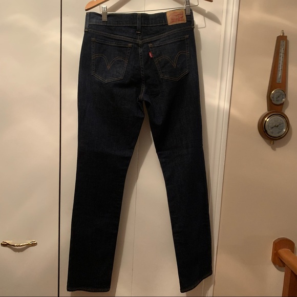 Levi's 414 Relaxed Straight Jeans - Picture 4 of 12